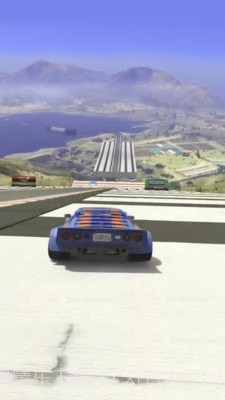 天空飞跃特技车截图3 天空飞跃特技车截图3